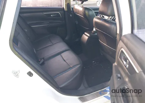 2018 Nissan Altima 2.5/S/Sv/Sl/Sr z USA, uszkodzony, nr VIN 1N4AL3AP2JC134779